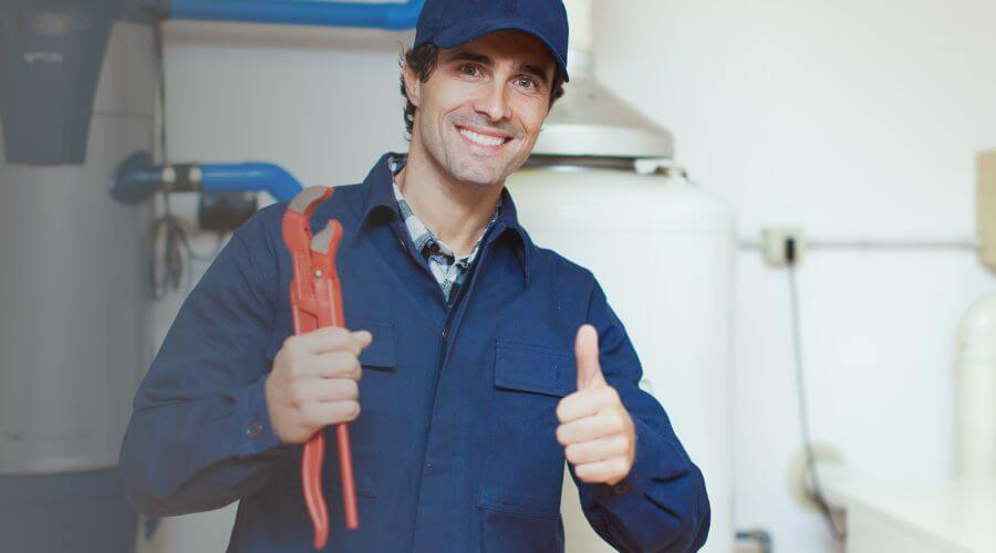 Local expert plumbing services in Montreal, MO